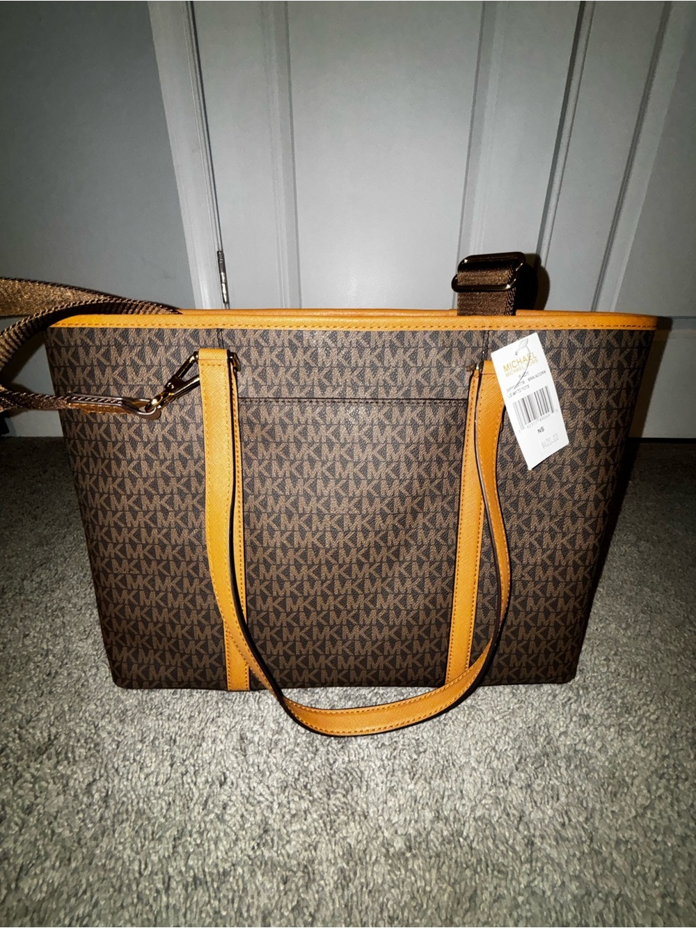Authentic Michael Kors Sady
Large Multifunction Tote/Laptop Bag. Brand NWTS